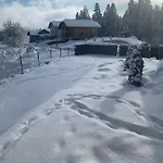 Дом отдыха Lynx House Делнице