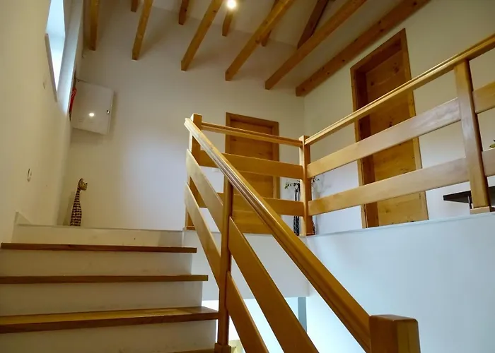 Lynx House * 代尔尼采